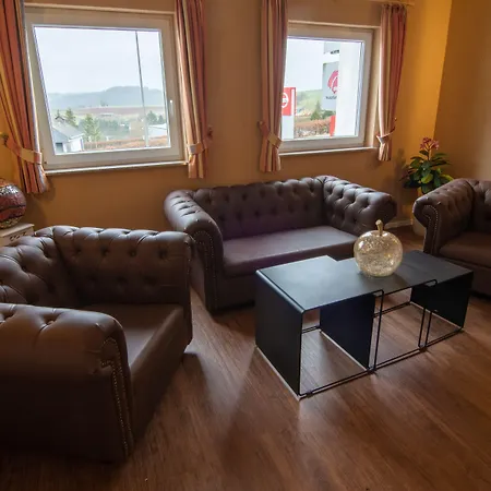 Zur Morschbach 호텔 알틀레이